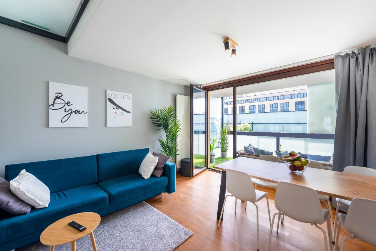 Apartment With 4 Bedrooms Prague Exterior photo