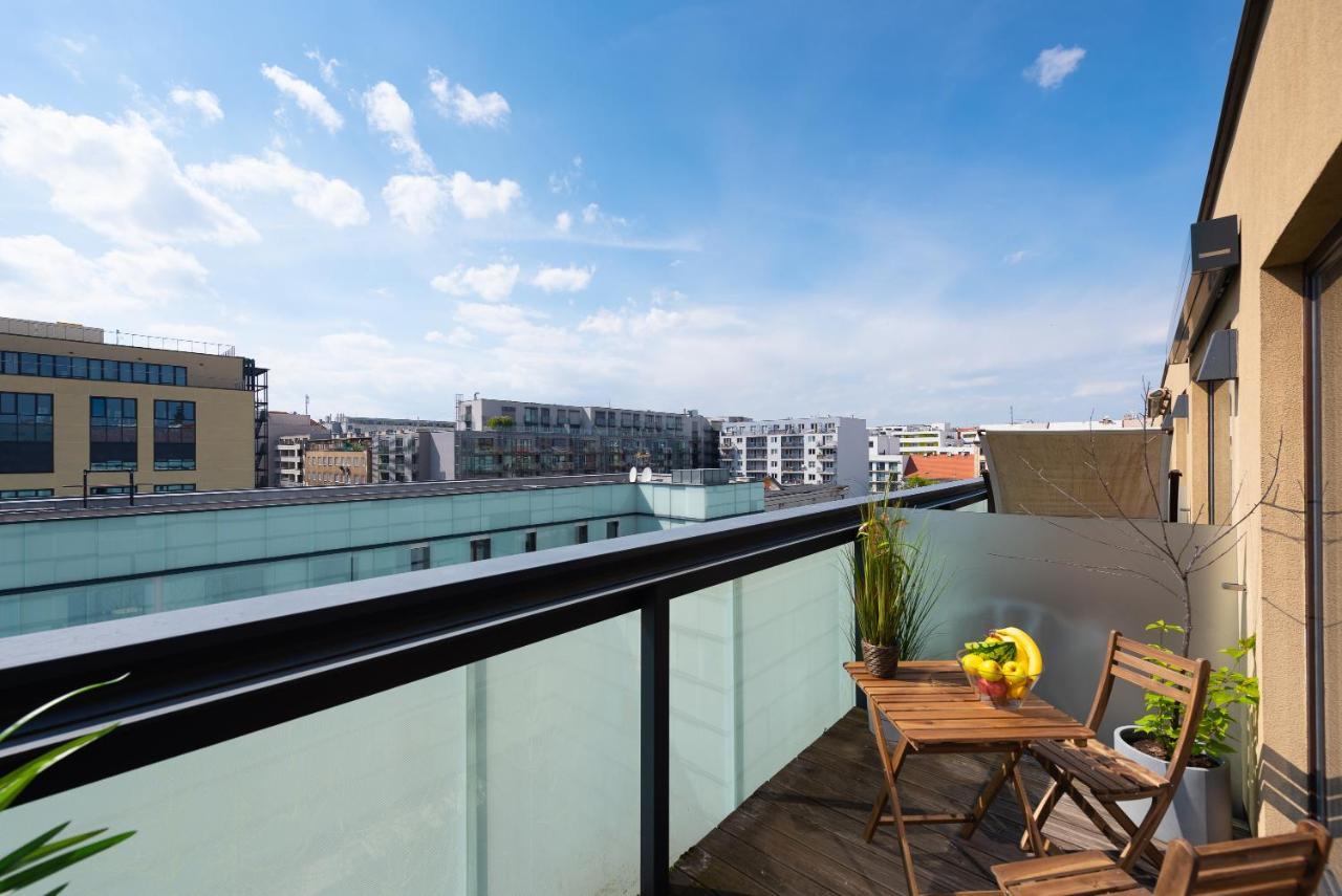 Apartment With 4 Bedrooms Prague Exterior photo